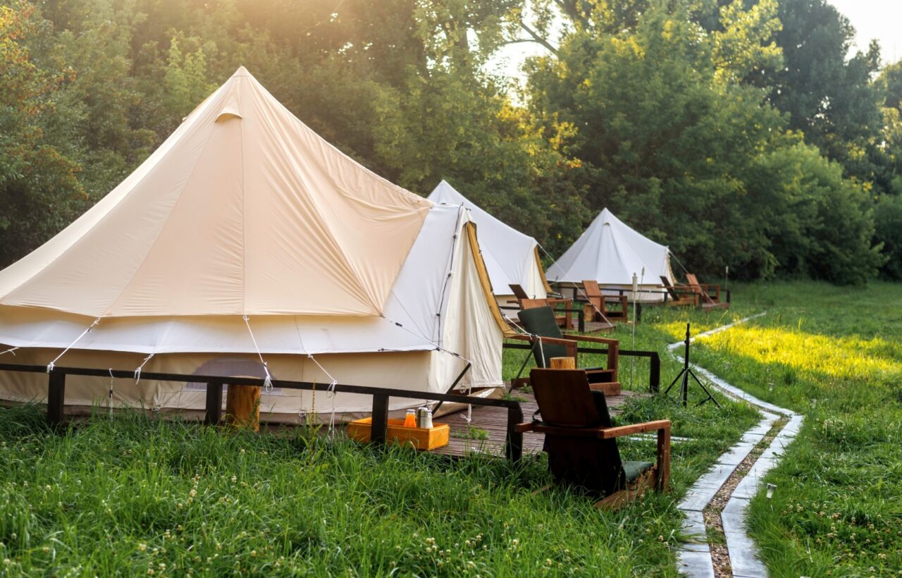 Canvas Tent Glamping: Choosing and Setting Up a Tent